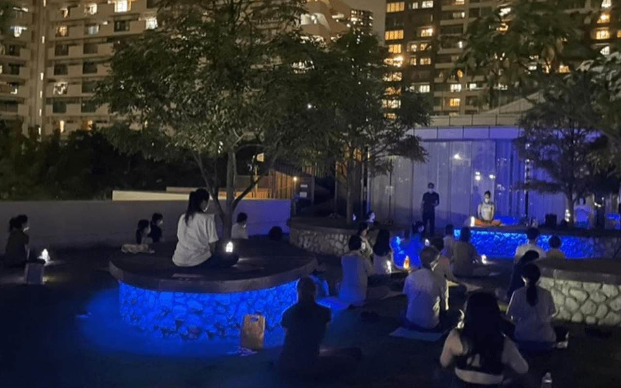 防災ランタンヨガ｜NPO法人 Community Yoga Tokyo